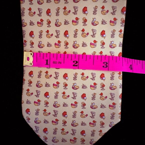 Salvatore Ferragamo Yellow Men's Tie Ducks Flowers Birds Necktie 100% Silk - Picture 5 of 6